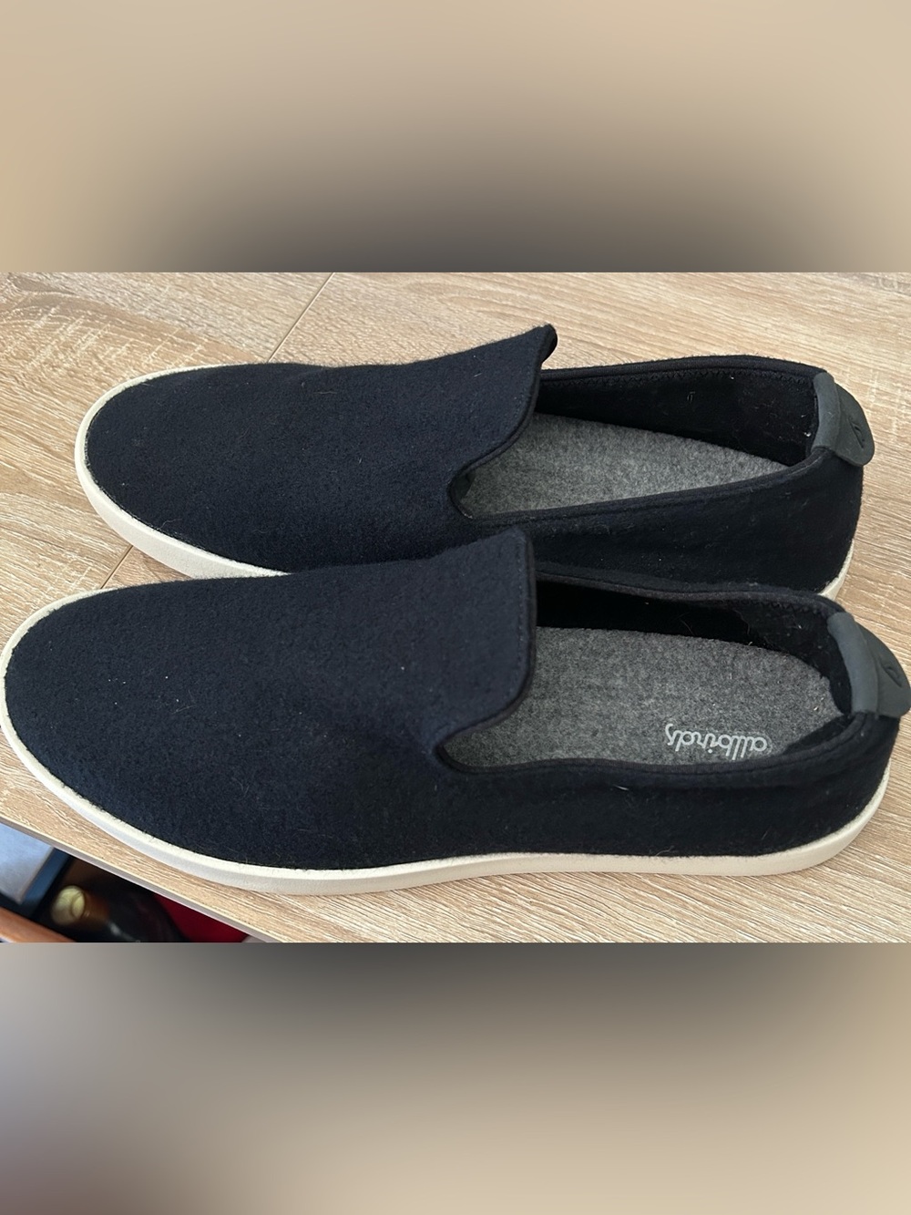 NWOB Allbirds Men's Wool Lounger Slip On Merino Wool Sneakers in Black - 11